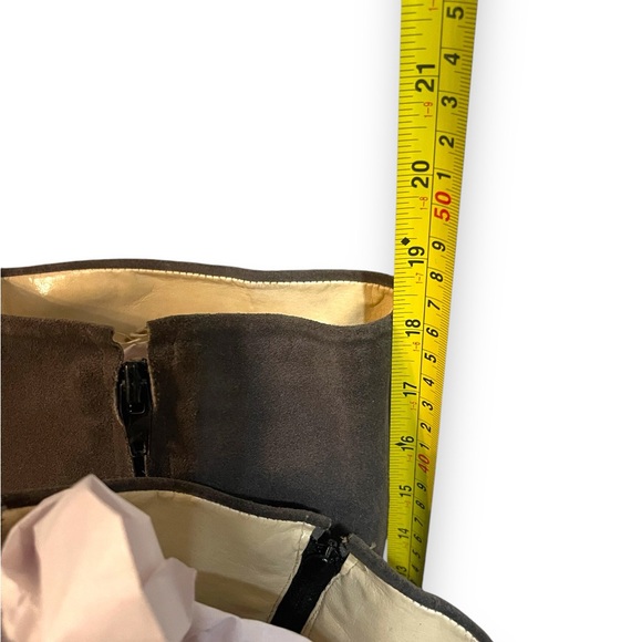 Vintage Valley Gray Suede Heel Boots with Zippers Chunky Heel Size 8.5 - Picture 8 of 13